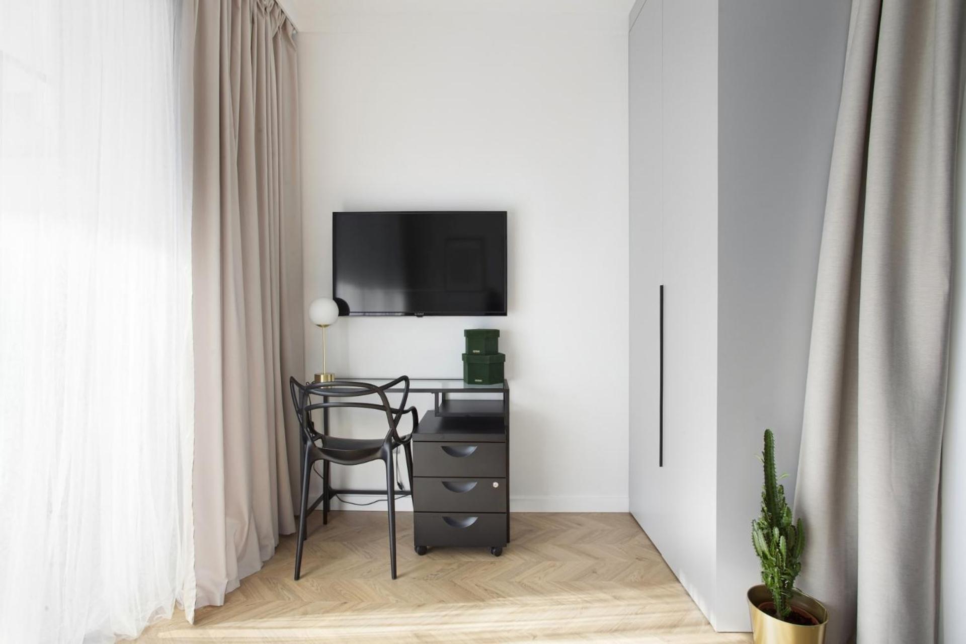 Elite Sunny Apartment